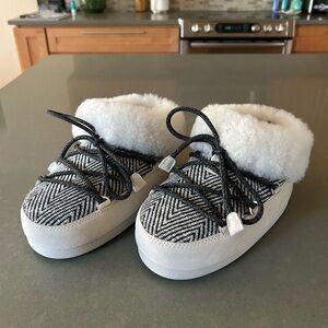 MOON BOOT x Guest in Residence Evx Chalet Mule